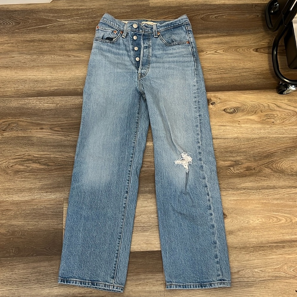 Levi Ribcage Straight 27